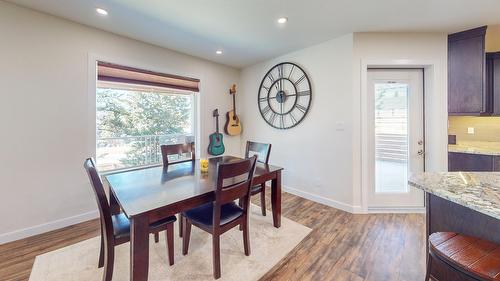3013 Mount Royal Drive, Cranbrook, BC - Indoor Photo Showing Dining Room
