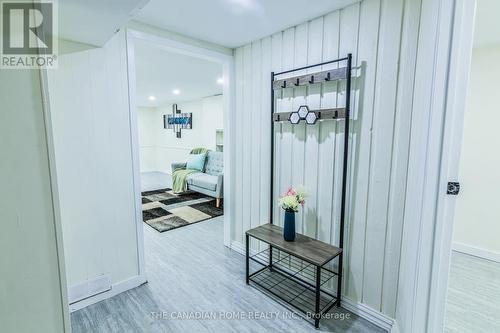 350 Boxbury Drive, Waterloo, ON - Indoor