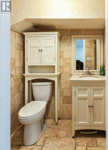 350 Boxbury Drive, Waterloo, ON - Indoor Photo Showing Bathroom
