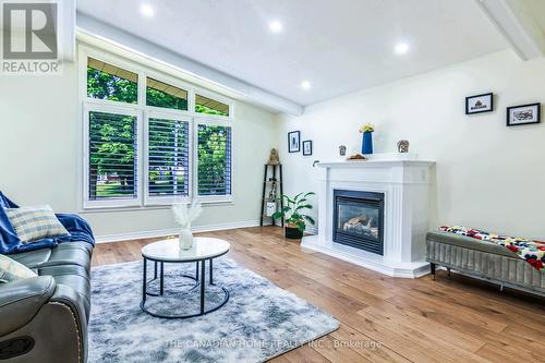 350 Boxbury Drive, Waterloo, ON - Indoor Photo Showing Living Room With Fireplace