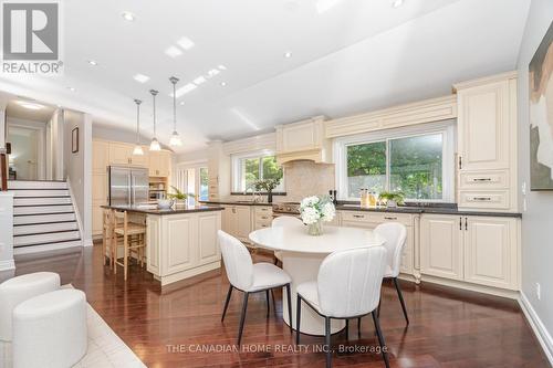 207 Penn Drive, Burlington, ON - Indoor Photo Showing Dining Room