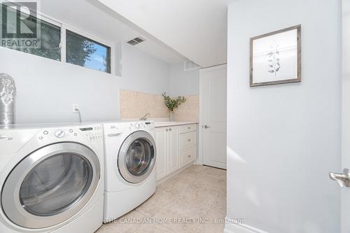 207 Penn Drive, Burlington, ON - Indoor Photo Showing Laundry Room