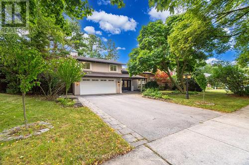 207 Penn Drive, Burlington, ON - Outdoor
