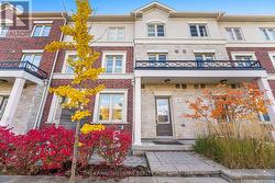 # 40 - 636 EVANS AVENUE Toronto, ON M8W 2W6
