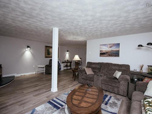 2810 Pinecrest Drive, Coldbrook, NS 