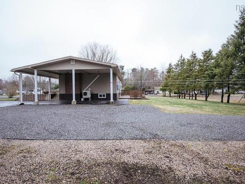 2810 Pinecrest Drive, Coldbrook, NS 