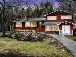 12 Campbell Drive  Bedford, NS B4A 1N6