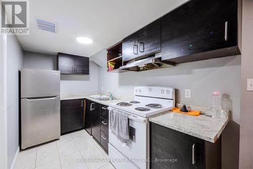 35 Ashby Field Road, Brampton, ON - Indoor Photo Showing Kitchen
