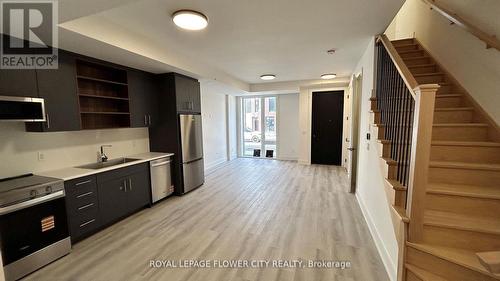 48 Everett Common, St. Catharines, ON - Indoor Photo Showing Kitchen