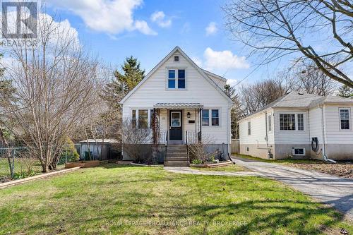 19 WESTDALE AVENUE  Kingston (Central City East), ON K7L 4S1