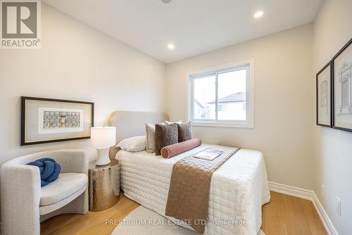 4094 Teakwood Drive, Mississauga, ON - Indoor Photo Showing Bedroom