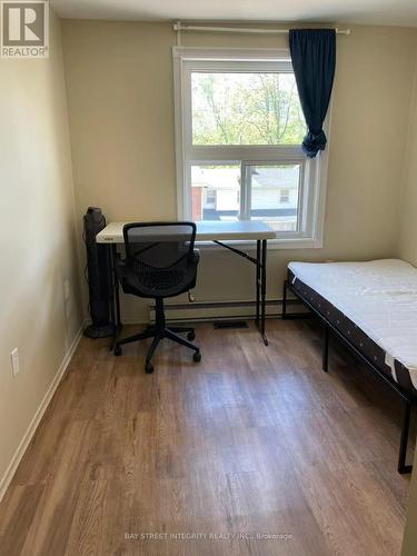 228 Westcourt Place, Waterloo, ON - Indoor Photo Showing Bedroom