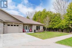 221 GRENVILLE STREET S Saugeen Shores, ON N0H 2L0