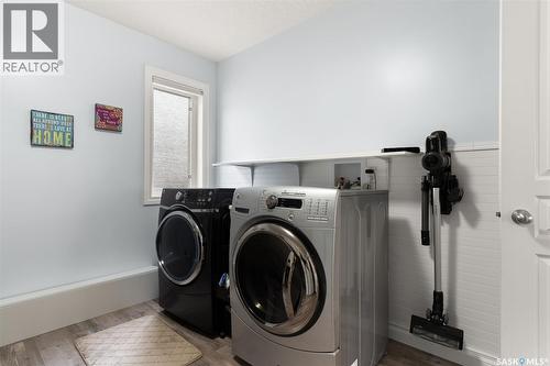 4505 Hames Crescent, Regina, SK - Indoor Photo Showing Laundry Room