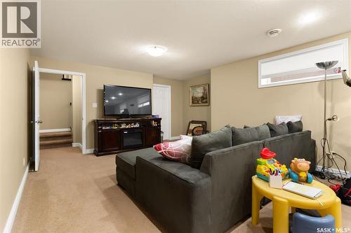 4505 Hames Crescent, Regina, SK - Indoor