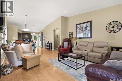4505 Hames Crescent, Regina, SK - Indoor Photo Showing Living Room