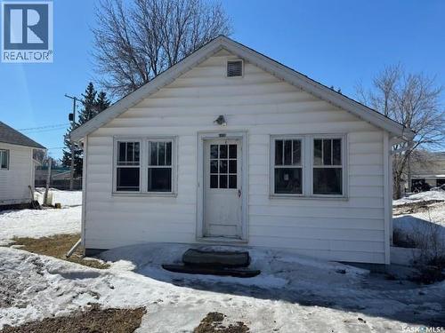 211 1St Avenue E, Canora, SK - Outdoor