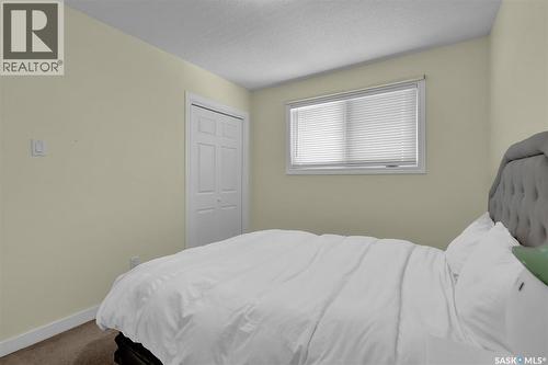 1 Culliton Crescent, Regina, SK - Indoor Photo Showing Bedroom