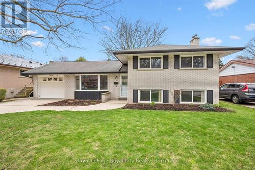 38 BRENTWOOD DRIVE  Guelph (Riverside Park), ON N1H 5M7