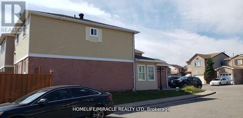 131 Plumrose Pathway, Toronto, ON - Outdoor