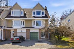 17 DURBIN COURT  Ottawa, ON K2L 3T7