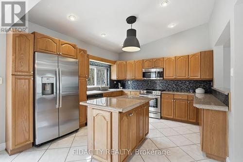 6560 Jack Pine Crescent, Ottawa, ON - Indoor Photo Showing Kitchen With Stainless Steel Kitchen
