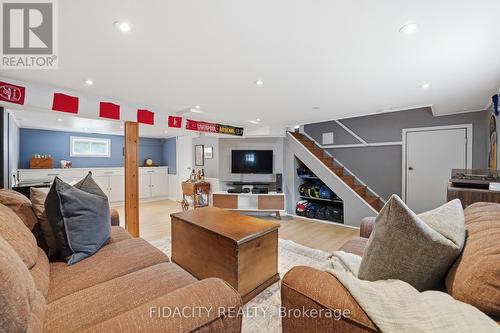 6560 Jack Pine Crescent, Ottawa, ON - Indoor Photo Showing Living Room With Fireplace