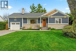 2223 DEYNCOURT Drive  Burlington, ON L7R 1W2