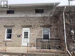 2 - 245 SPEEDVALE AVENUE W Guelph (Junction/Onward Willow), ON N1H 1C5