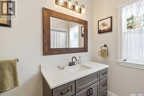 514 Railway Street E, Hepburn, SK - Indoor Photo Showing Bathroom