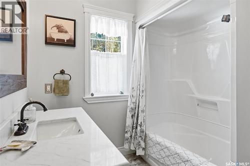 514 Railway Street E, Hepburn, SK - Indoor Photo Showing Bathroom