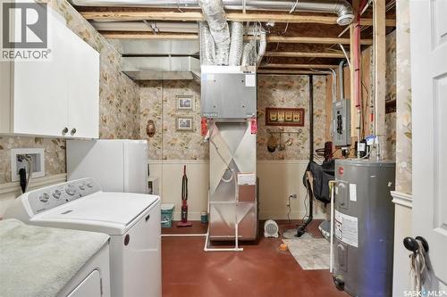 514 Railway Street E, Hepburn, SK - Indoor Photo Showing Laundry Room