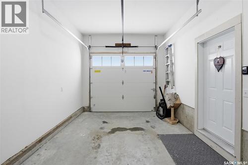 514 Railway Street E, Hepburn, SK - Indoor Photo Showing Garage
