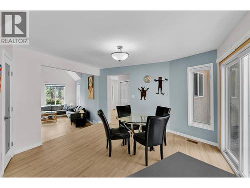 115 Par Boulevard, Kaleden, BC - Indoor Photo Showing Dining Room