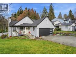 3300 MANNING CRESCENT  North Vancouver, BC V7H 2R6