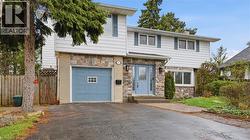 525 GRAND Boulevard Oakville, ON L6H 1P4