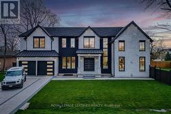 1404 WAVERLY AVENUE SW Oakville, ON L6L 2S3