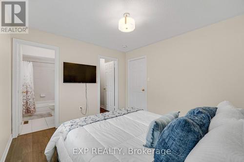 3095 Tacc Drive, Mississauga, ON - Indoor Photo Showing Bedroom