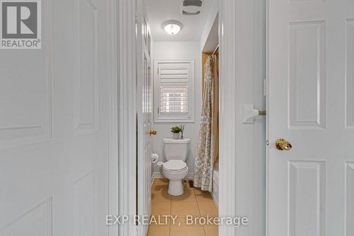 3095 Tacc Drive, Mississauga, ON - Indoor Photo Showing Bathroom