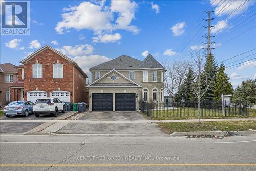 1031 Blueheron Boulevard, Mississauga, ON - Outdoor With Facade