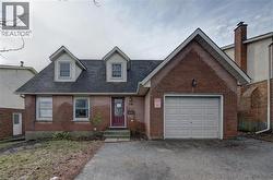 510 KORTRIGHT Road W Guelph, ON N1G 3Z1