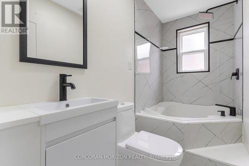 844 Stirling Avenue S, Kitchener, ON - Indoor Photo Showing Bathroom