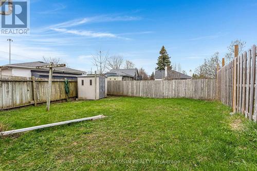 844 Stirling Avenue S, Kitchener, ON - Outdoor With Backyard