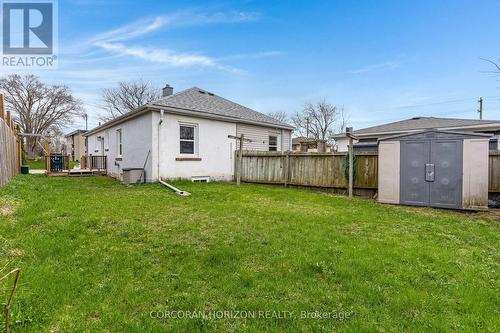 844 Stirling Avenue S, Kitchener, ON - Outdoor