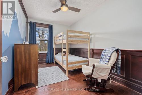 47 South Street, Cambridge, ON - Indoor Photo Showing Bedroom