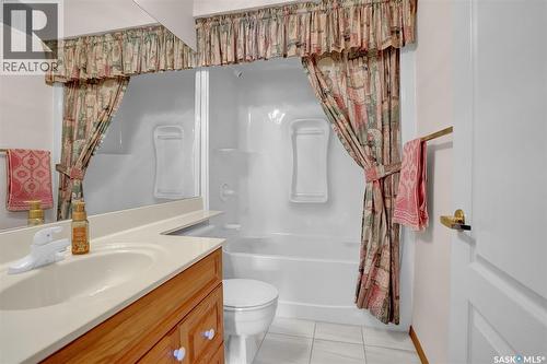 310 2050 College Avenue, Regina, SK - Indoor Photo Showing Bathroom