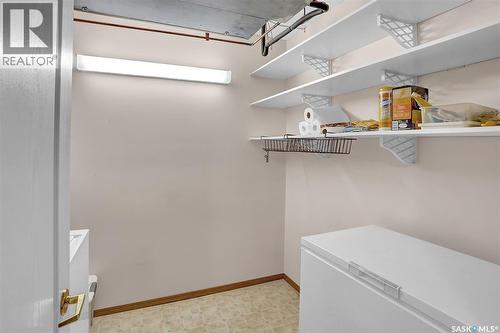 310 2050 College Avenue, Regina, SK - Indoor With Storage