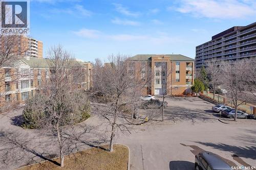 310 2050 College Avenue, Regina, SK - Outdoor