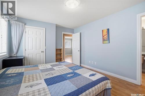 511 Greaves Lane, Saskatoon, SK - Indoor Photo Showing Bedroom