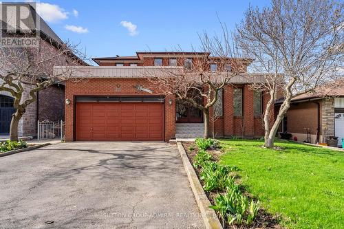 48 WELDRICK ROAD W  Richmond Hill, ON L4C 3T8